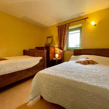Holiday home A Avec Terrasse, Proche Sites Touristiques Et Commerces - Fr-1-582-219 *