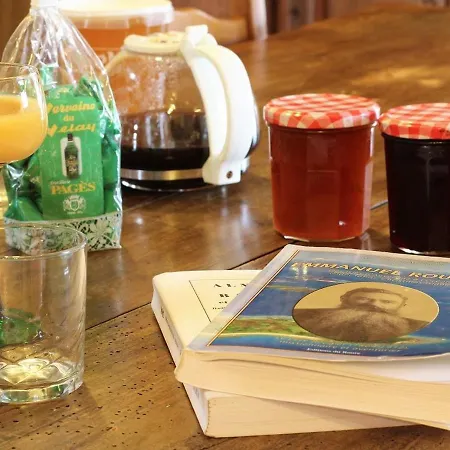 A Avec Terrasse, Proche Sites Touristiques Et Commerces - Fr-1-582-219 Semesterbostad Lavaudieu