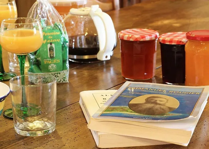 A Avec Terrasse, Proche Sites Touristiques Et Commerces - Fr-1-582-219 Ferienhaus Lavaudieu